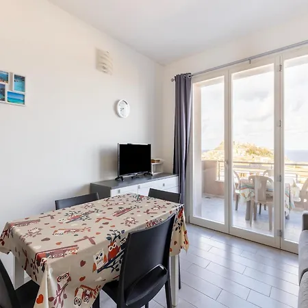 Air Conditioning, Swimming Pool And Parking Space * Castelsardo