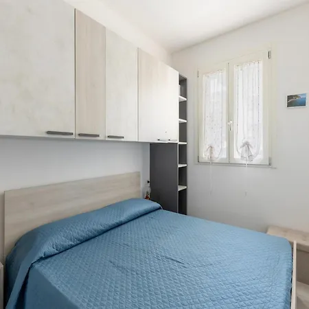 Apartman Air Conditioning, Swimming Pool And Parking Space